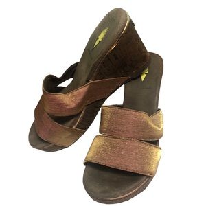 Volatile wedges Bronze Gold iridescent platform wedges Y2k